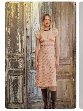 Free People Bali Belle Floral Print Deep VNeck Cap Sleeve Lace Detail Midi Dress
